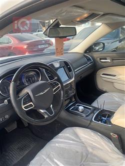 كرايسلر 300